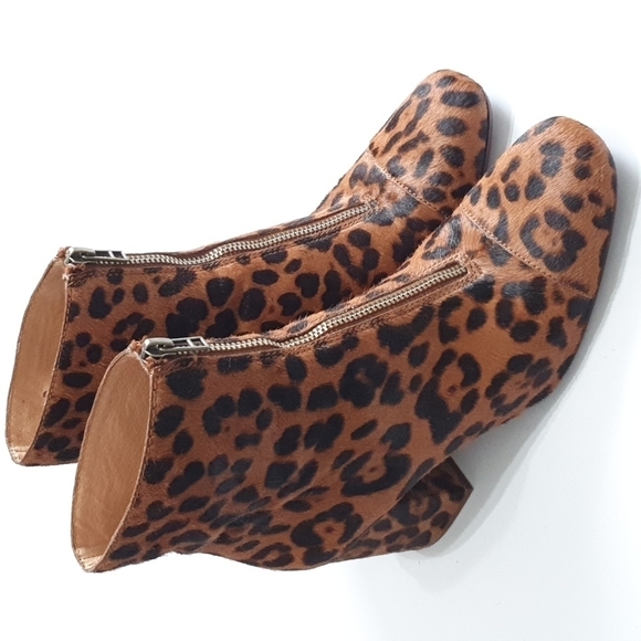 Madewell The Amalia Leopard Print Calf Hair Booties - Picture 3 of 13